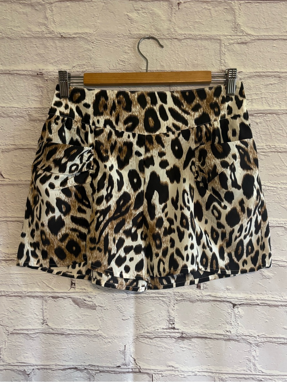 🌿5/$25 Roommates Leopard Print Mini Shorts